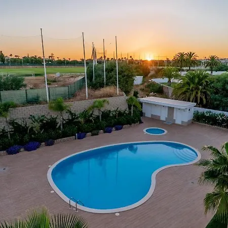 Sunset Condominium Lagos Exterior photo